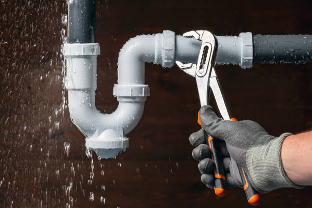 Professional Sewer Line Repair technician working in Morris, OK